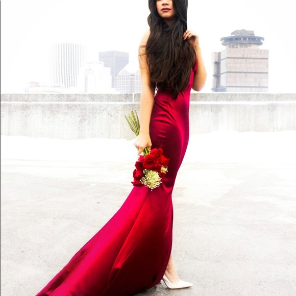 Plunging V-Neck Satin Mermaid Dress - Picture 2 of 8